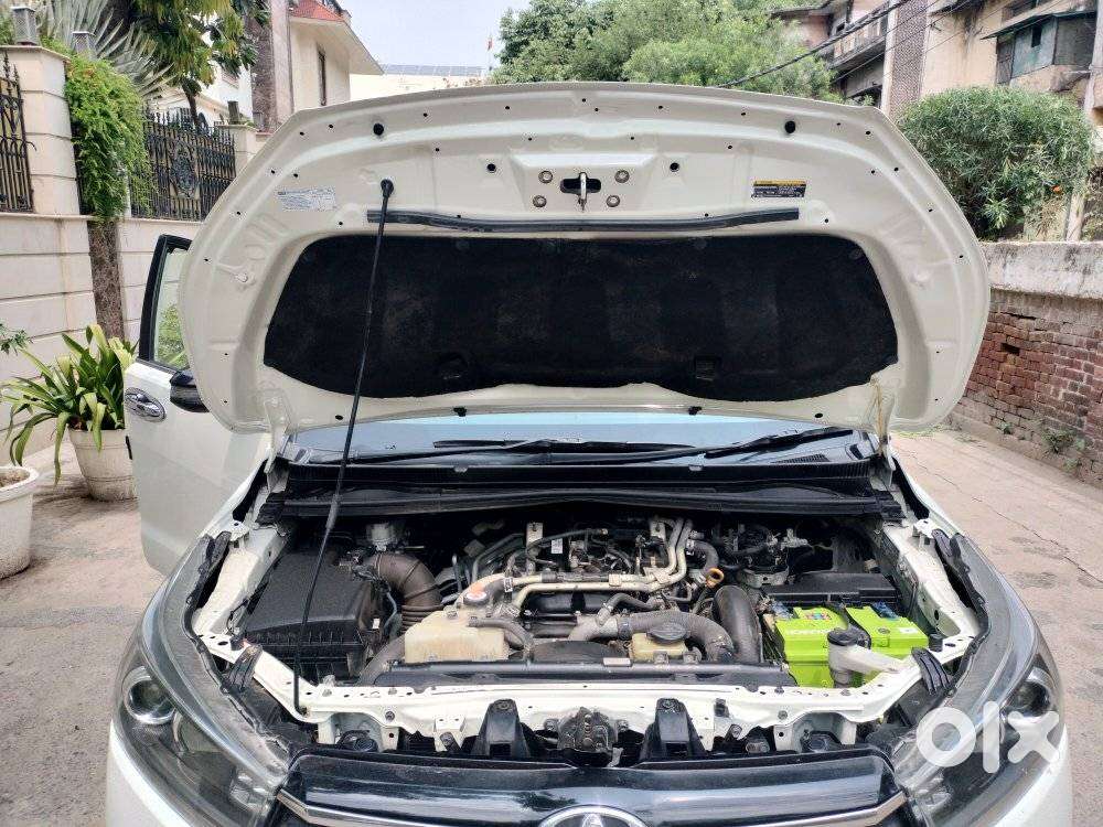 Toyota Innova Crysta Touring Sport 2.4 Mt, 2017, Diesel