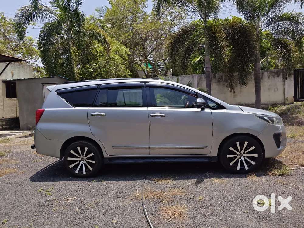 Toyota Innova Crysta 2.8 Gx Automatic