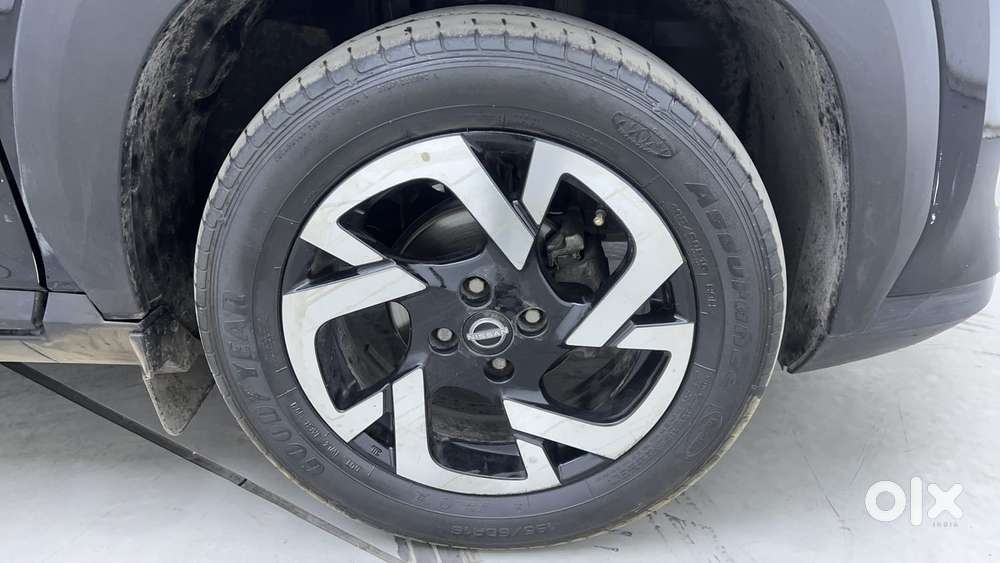 Nissan Magnite 1.0 Xv Premium Turbo Cvt, 2023, Petrol