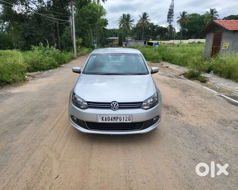 Volkswagen Vento Highline 2014