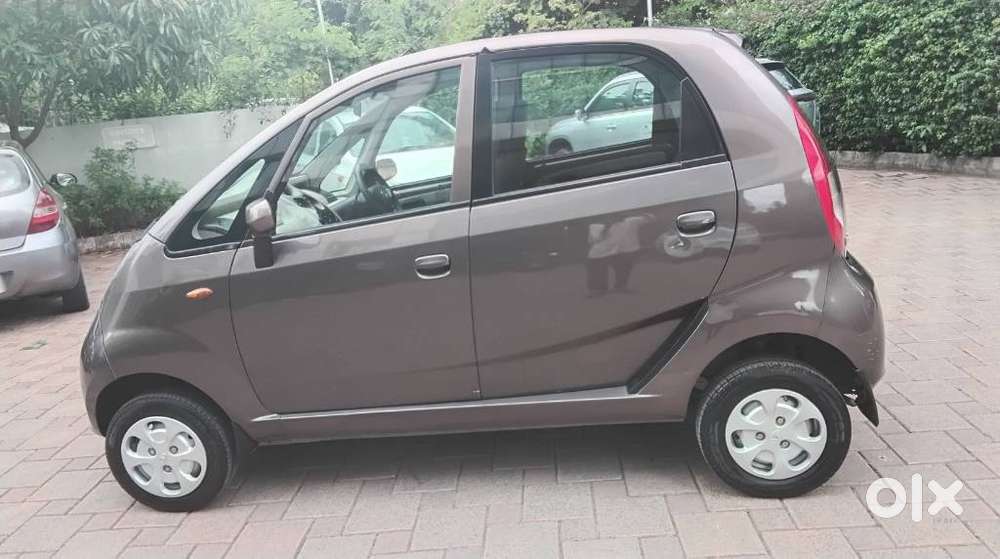 Tata Nano Xta, 2016, Petrol