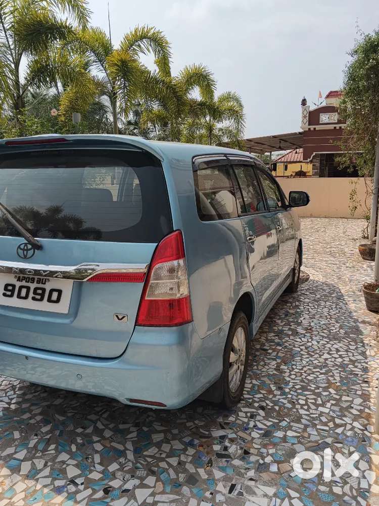 Toyota Innova 2009 Diesel Well Maintained