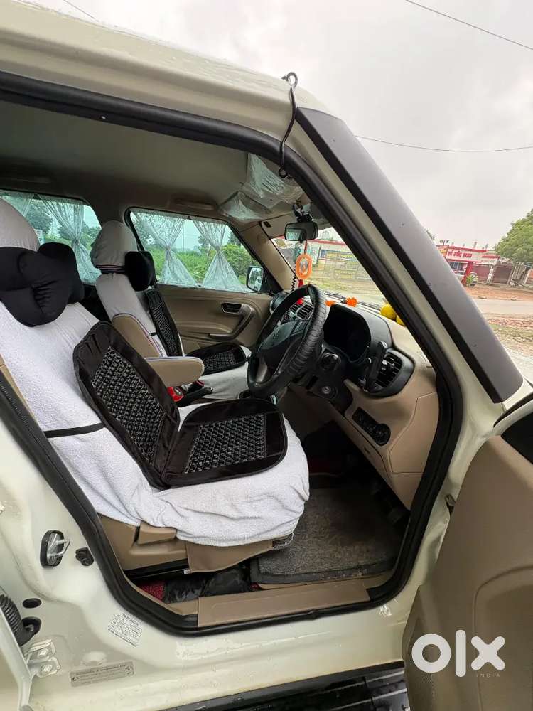 Mahindra Bolero Neo 2023 Diesel Manual