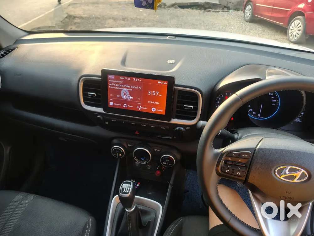 Hyundai Venue Turbo Manual 2021