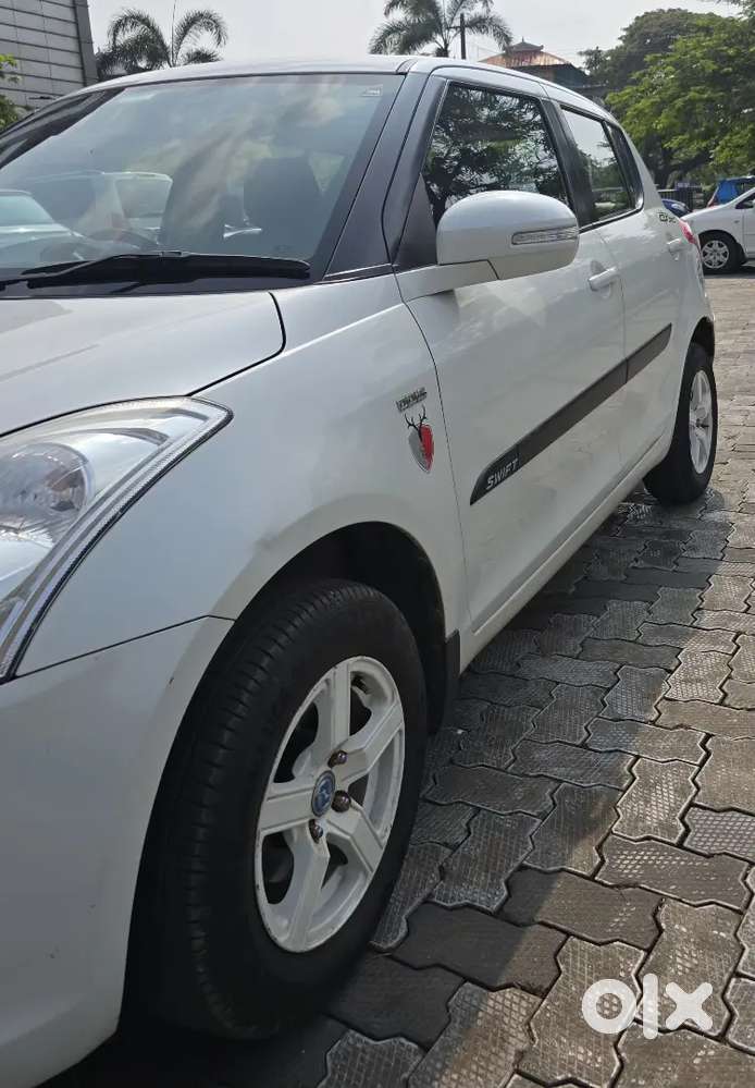 Maruti Suzuki Swift 2012 Diesel 120000 Km Driven