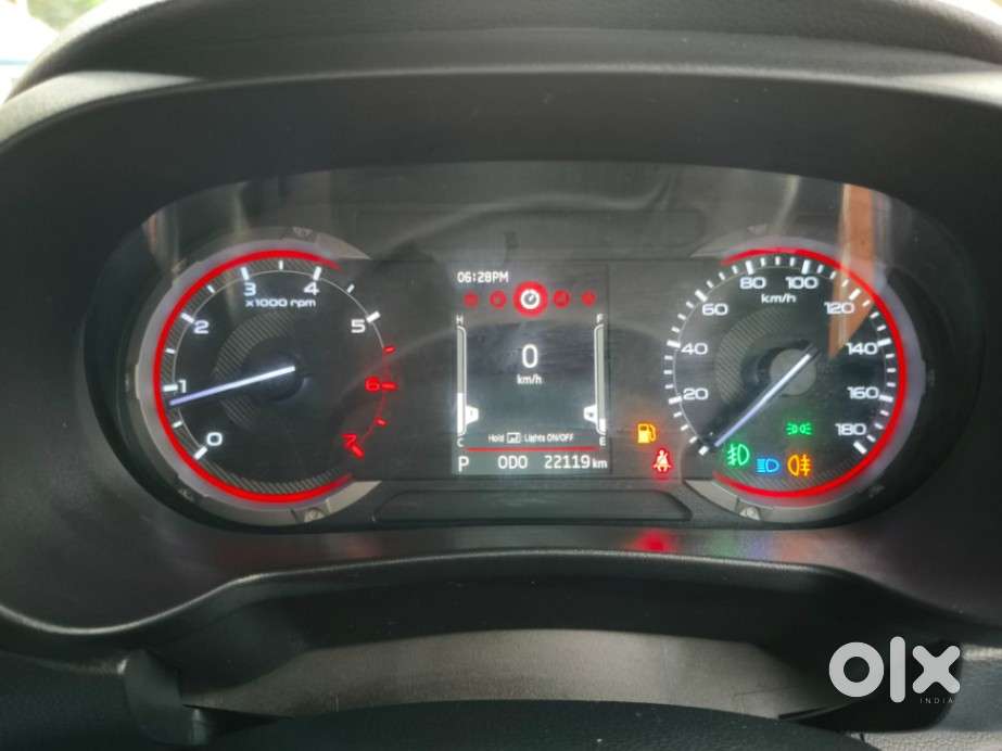 Mahindra Thar Lx Convertible Top Petrol At 4wd, 2021, Petrol