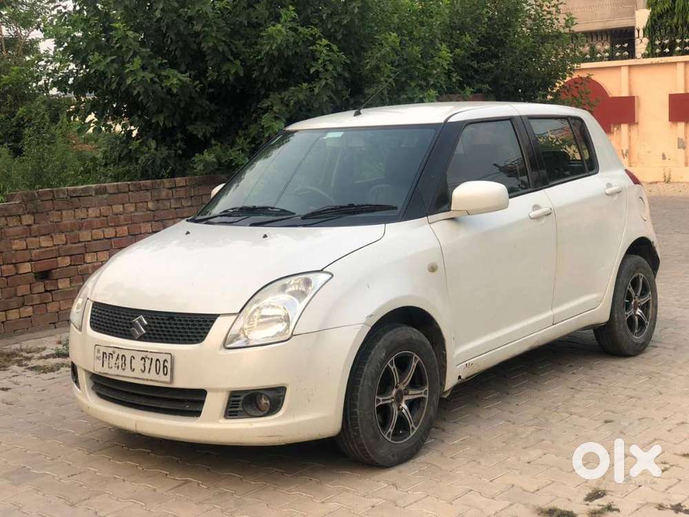 Maruti Suzuki Swift 2009 Diesel 113000 Km Driven