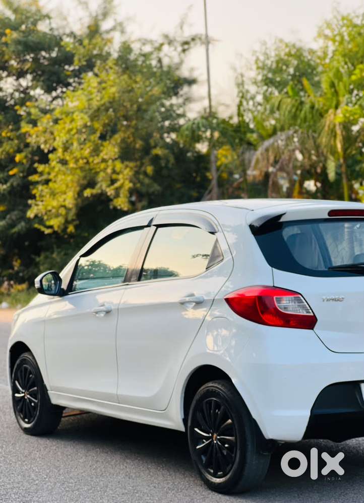 Tata Tiago 1.2 Revotron Xza, 2019, Petrol