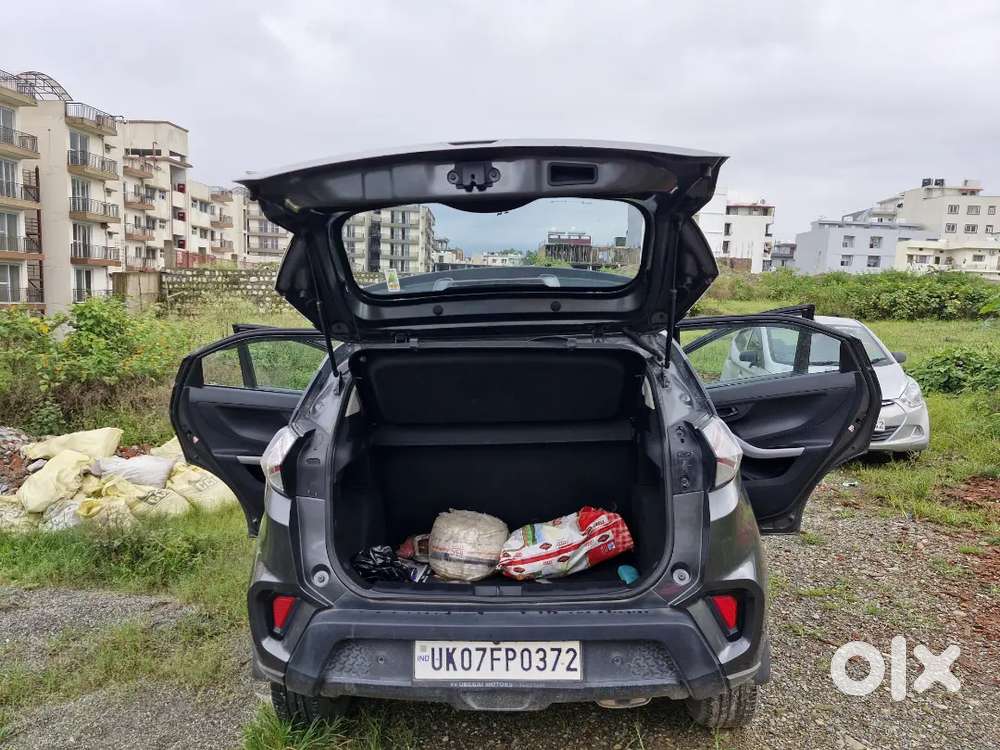Tata Nexon 1.2 Petrol 2023