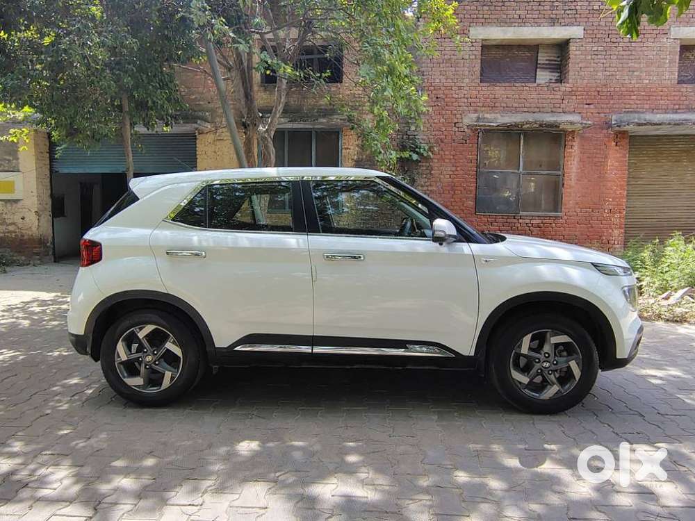 Hyundai Venue E, 2019, Cng & Hybrids