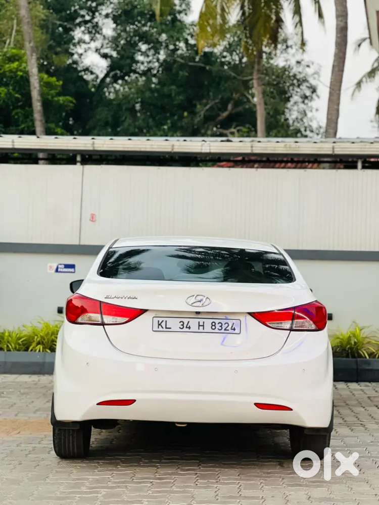 Hyundai Elantra 2013 Crdi S