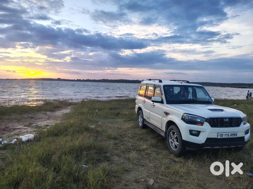 Mahindra Scorpio Diesel 2016