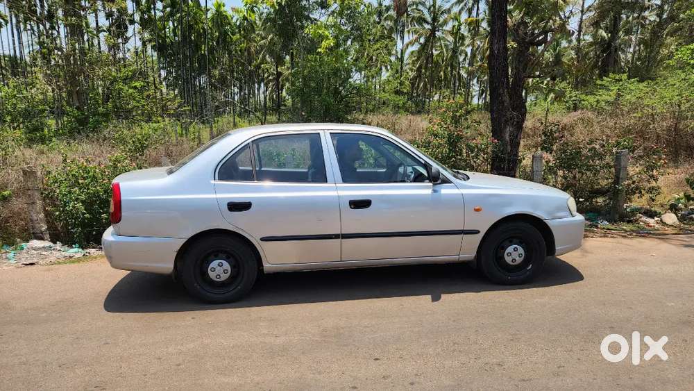 Hyundai Accent 1.5 Executive 2001