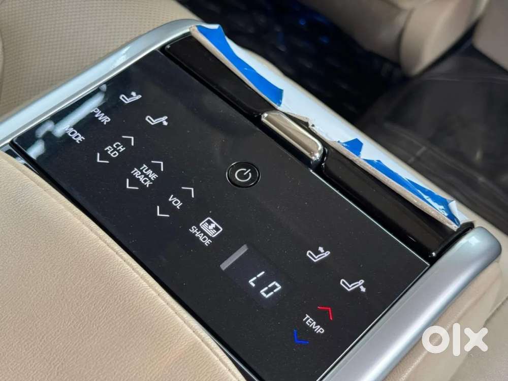 Toyota Camry Hybrid, 2019, Petrol