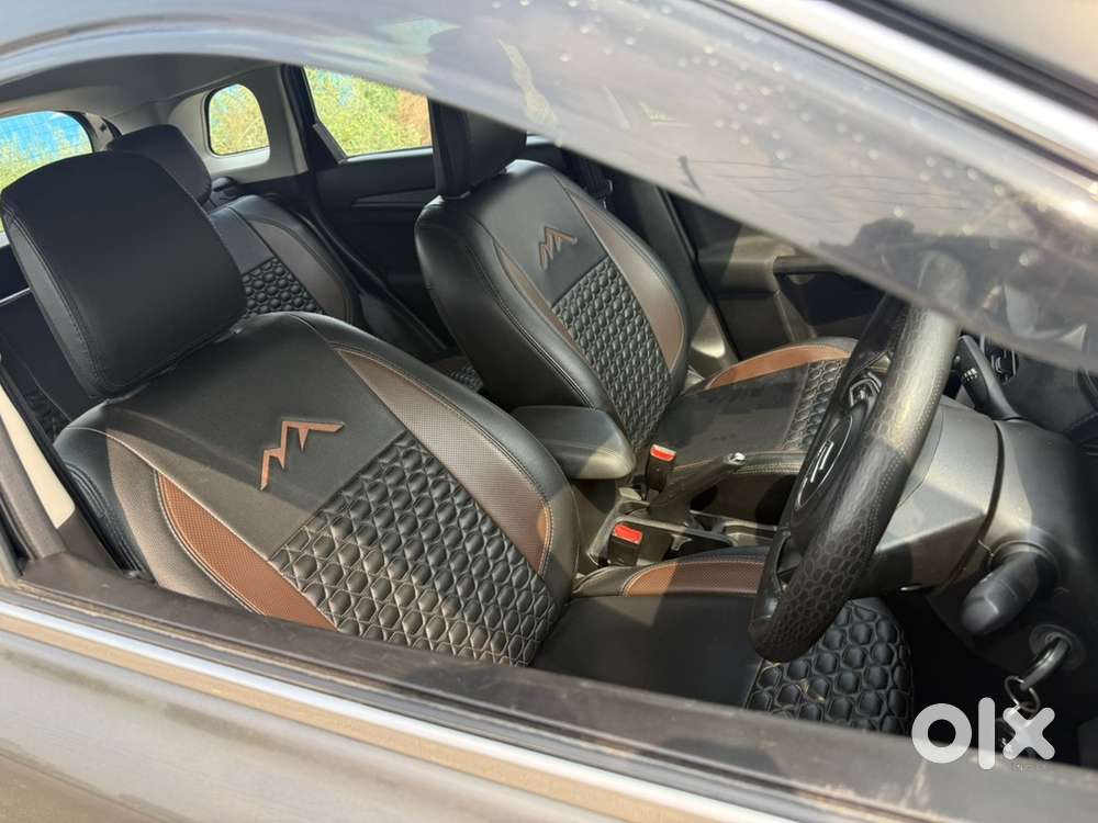 2023 Maruti Brezza Petrol Manual