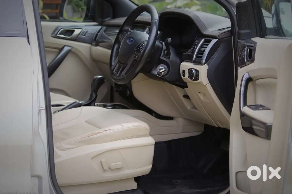 Ford Endeavour 3.2 Titanium 4&times;4