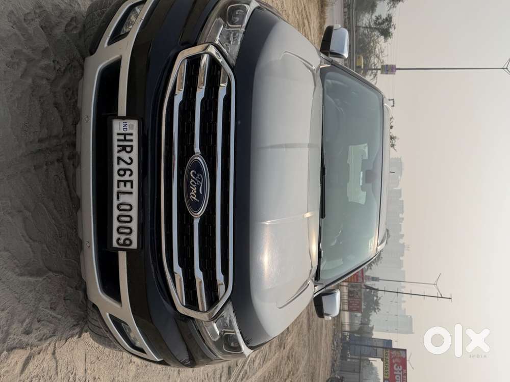 Non Accidental Single Hand Driven Car With All Company Service Record
