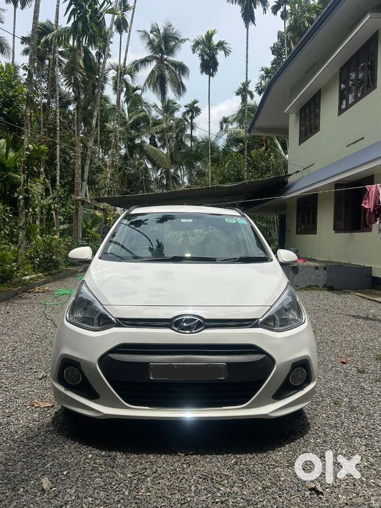 Hyundai Grand I10 Sportz Petrol 2014