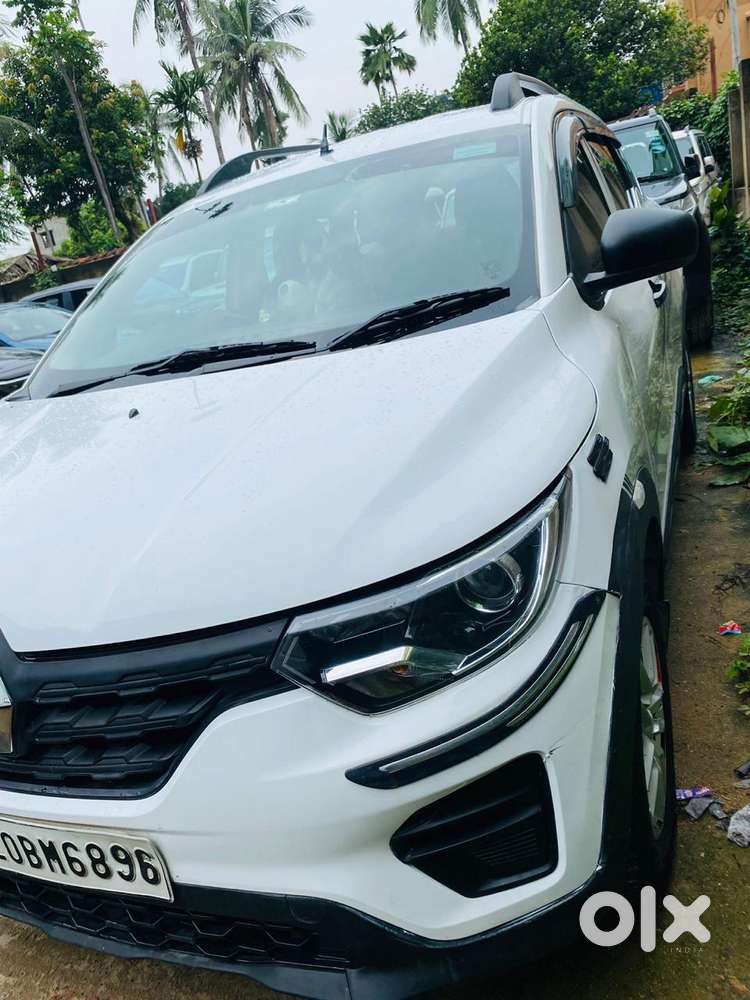 Renault Triber Rxl, 2022, Petrol