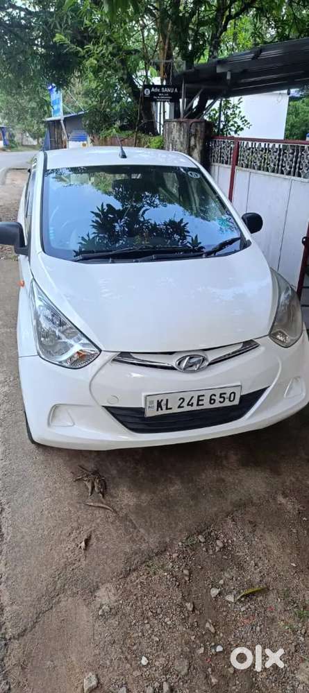 Hyundai Eon 2012 Petrol Well Maintained