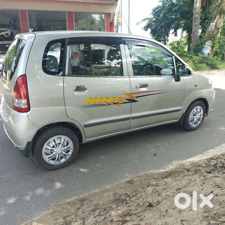 Maruti Suzuki Zen Estilo Lxi Bs Iv, 2011, Petrol