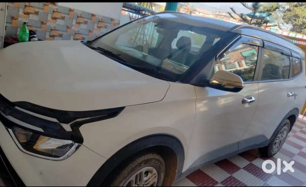 Kia Carens Is For Sale