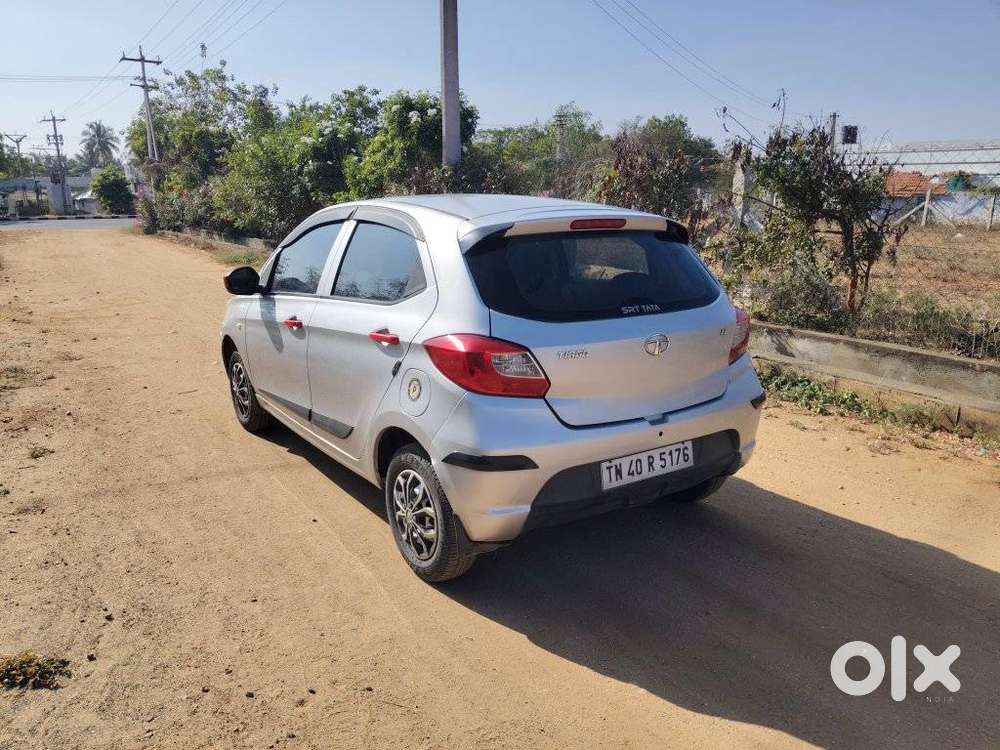 Tata Tiago, 2018, Petrol
