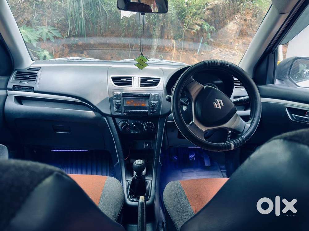 Maruti Suzuki Swift 2016 Petrol 120000 Km Driven