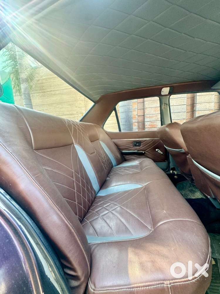 1995 Hindustan Contessa 1.8 Isuzu Mpfi Petrol