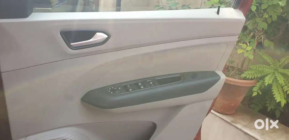 Renault Triber Facelift 2026 Rxe