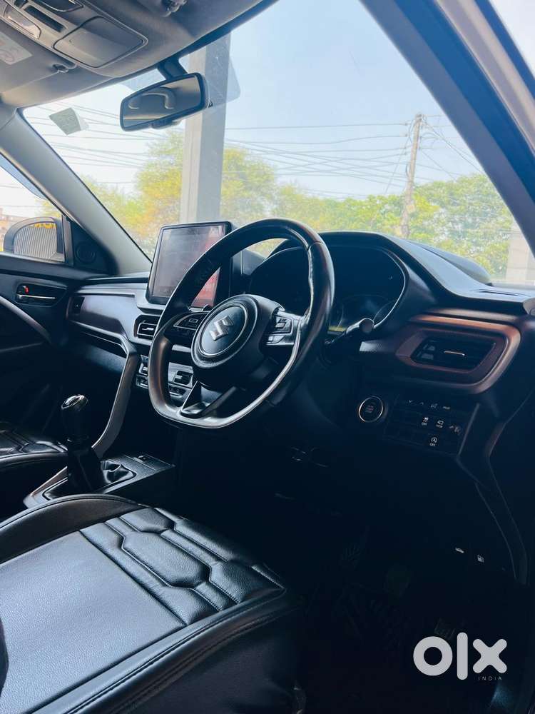 Maruti Suzuki Brezza 1.5 Zxi Plus Smart Hybrid, 2022, Petrol