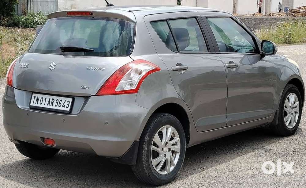 Maruti Suzuki Swift Vvt Zxi, 2012, Petrol