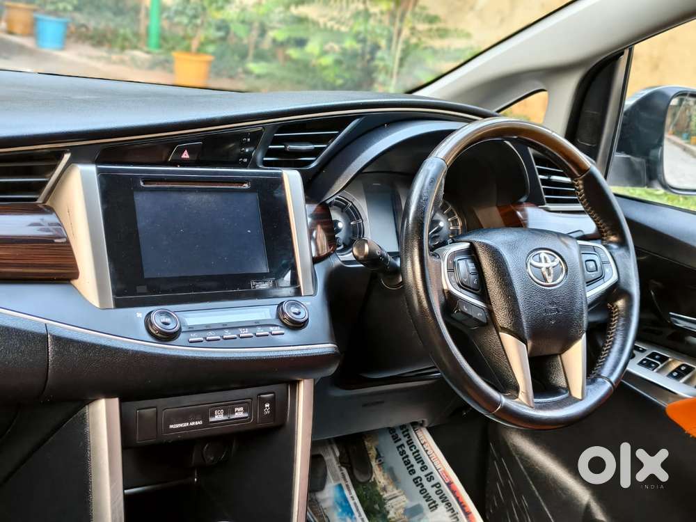 Toyota Innova Crysta