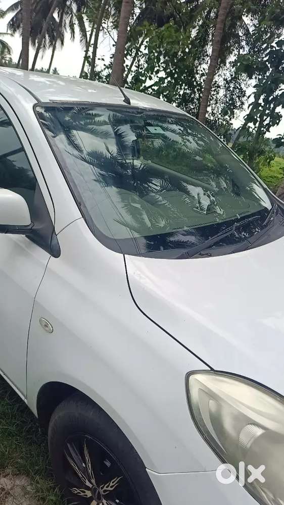 Nissan Sunny 2012 Diesel 225000 Km Driven