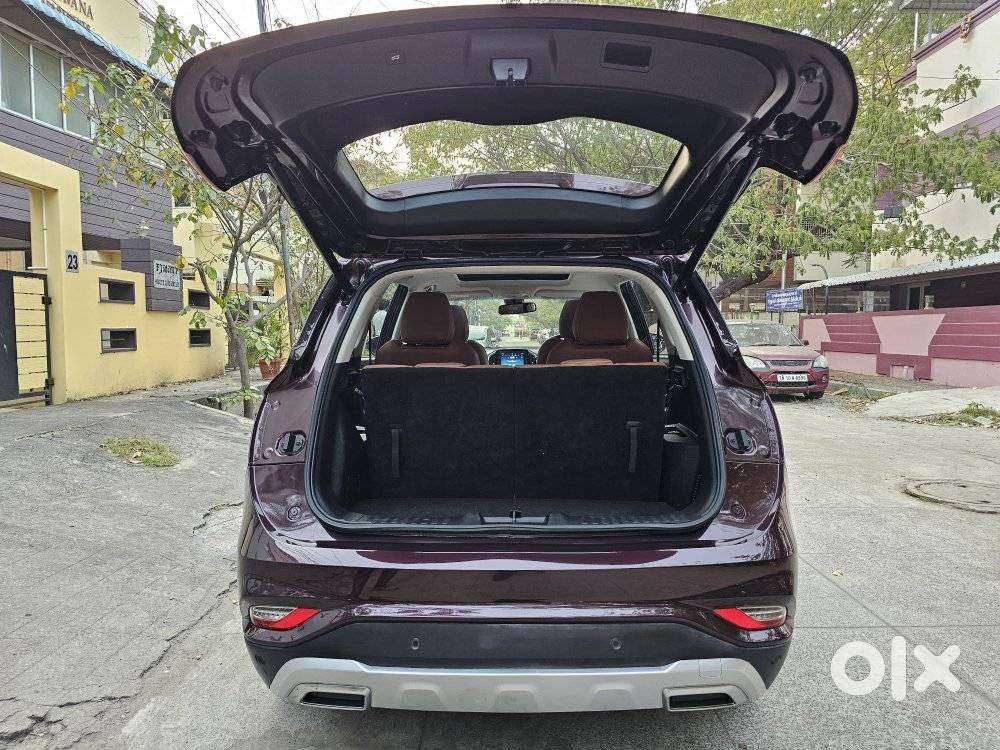 Mg Hector Plus Sharp Pro 1.5 Turbo Petrol Cvt 6 Str Dual Tone, 2022,..
