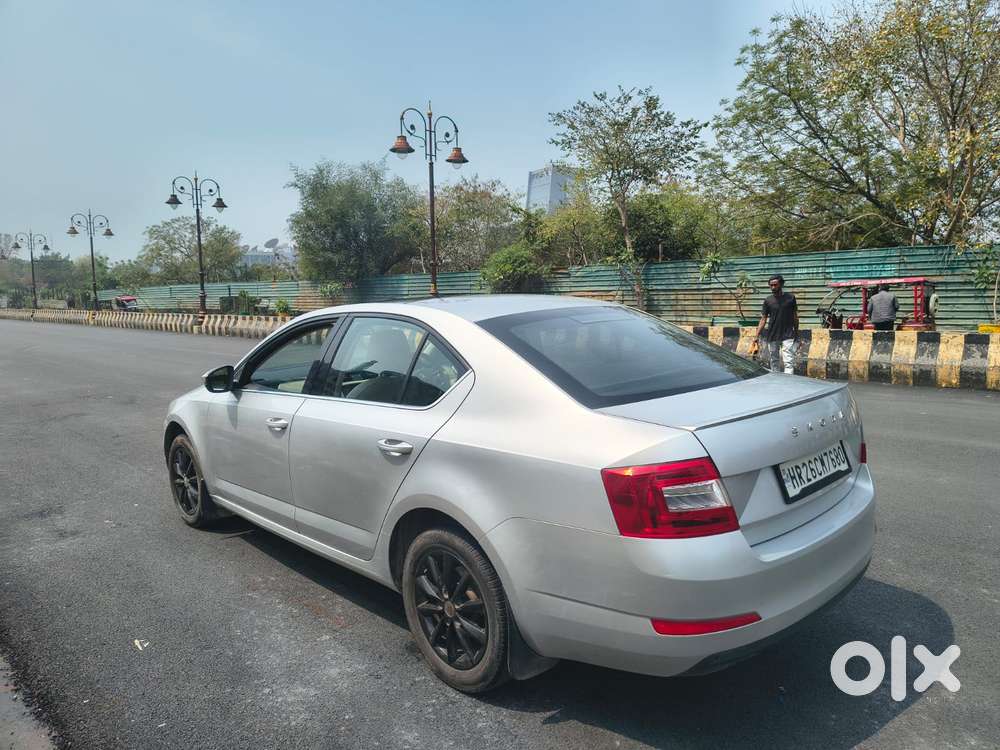 Skoda Octavia 1.8 Elegance Tsi At, 2015, Petrol
