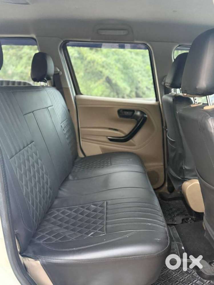 Mahindra Tuv 300 T6 Plus, 2017, Diesel