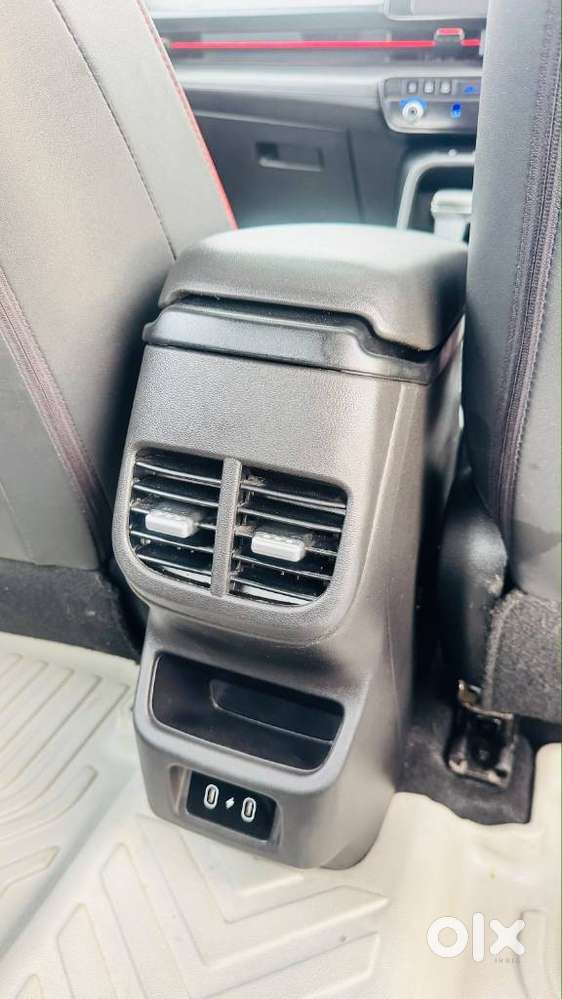 Hyundai Verna Sx(o) Petrol At, 2023, Petrol
