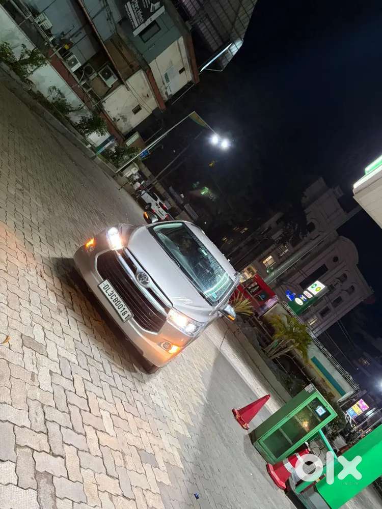 Toyota Innova Crysta 2017 Diesel Well Maintained