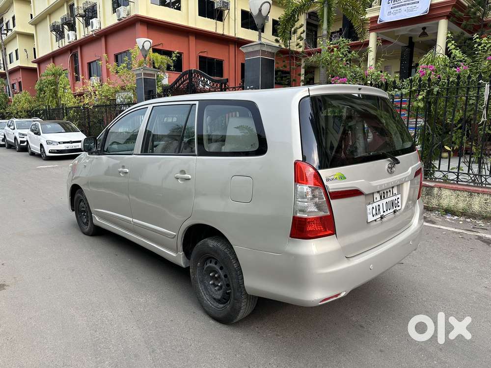 Toyota Innova 2.5 G (diesel) 8 Seater, 2014, Diesel