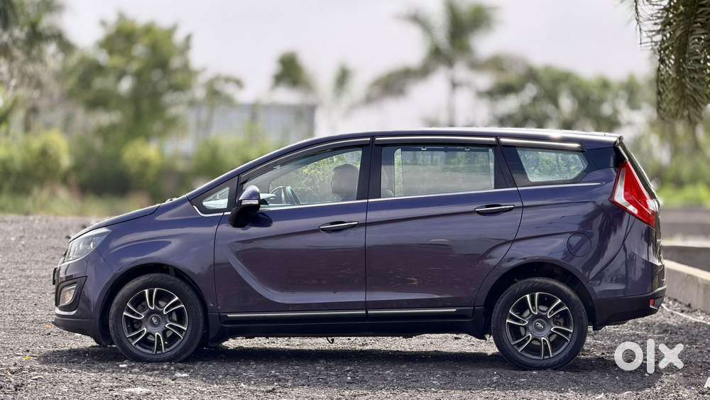 Mahindra Marazzo M8, 2018, Diesel