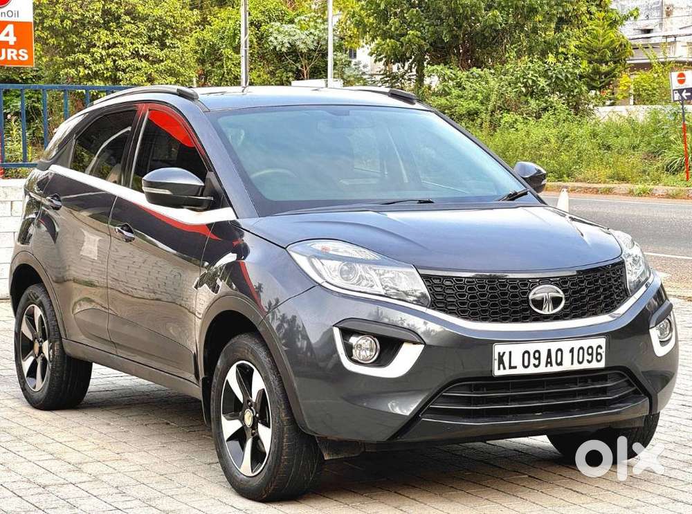 Tata Nexon 1.2 Revotron Xza Plus (o) Amt, 2018, Petrol