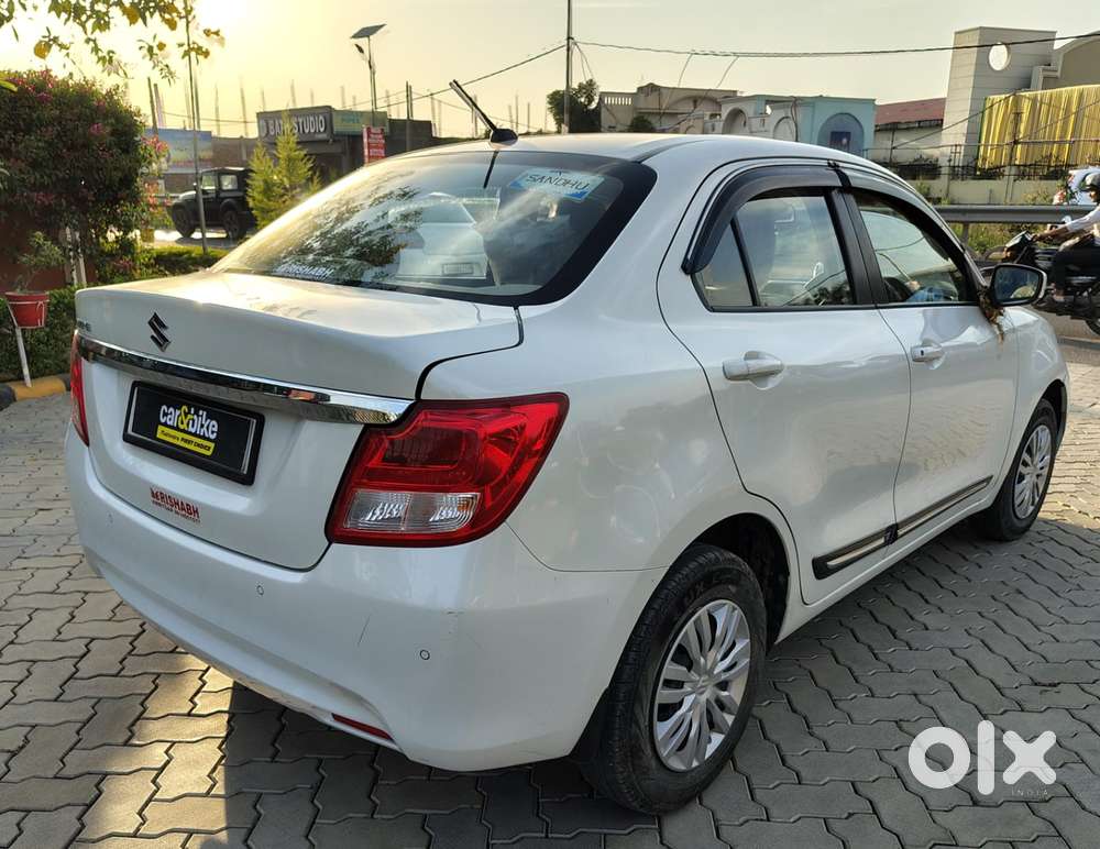 Maruti Suzuki Swift Dzire Vxi(o) Mt, 2023, Petrol