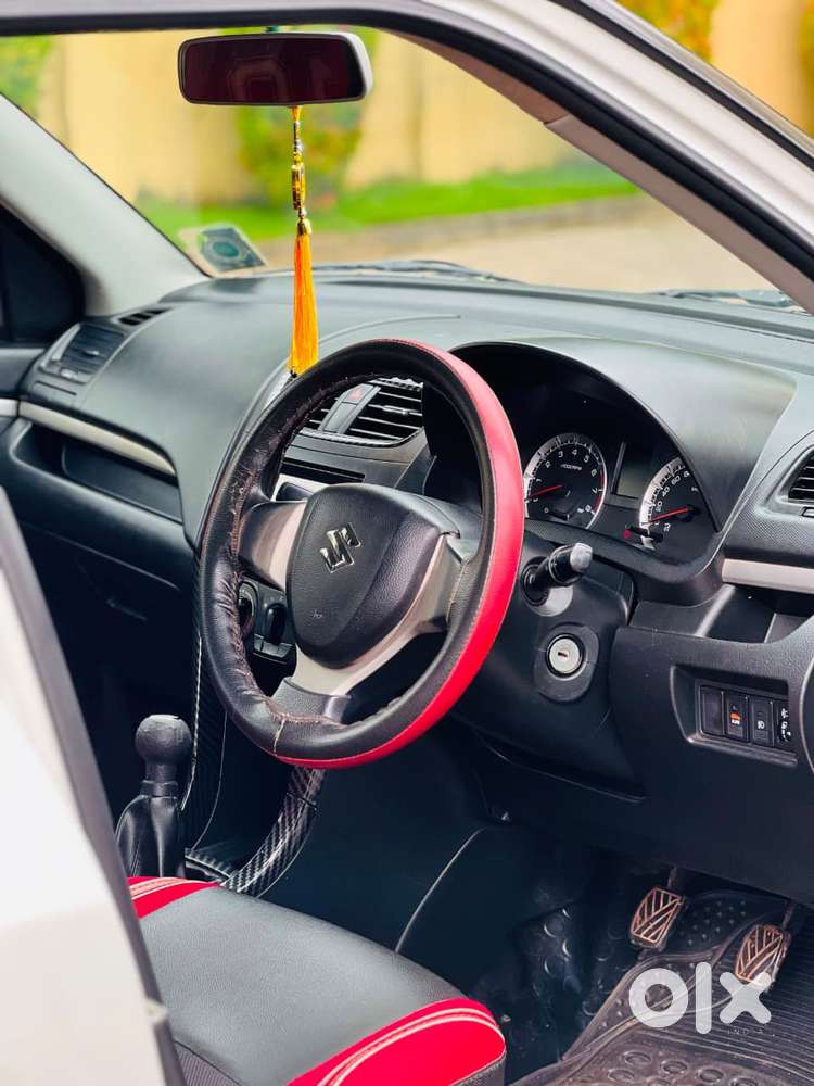 Maruti Suzuki Swift Vxi + Manual, 2016, Petrol