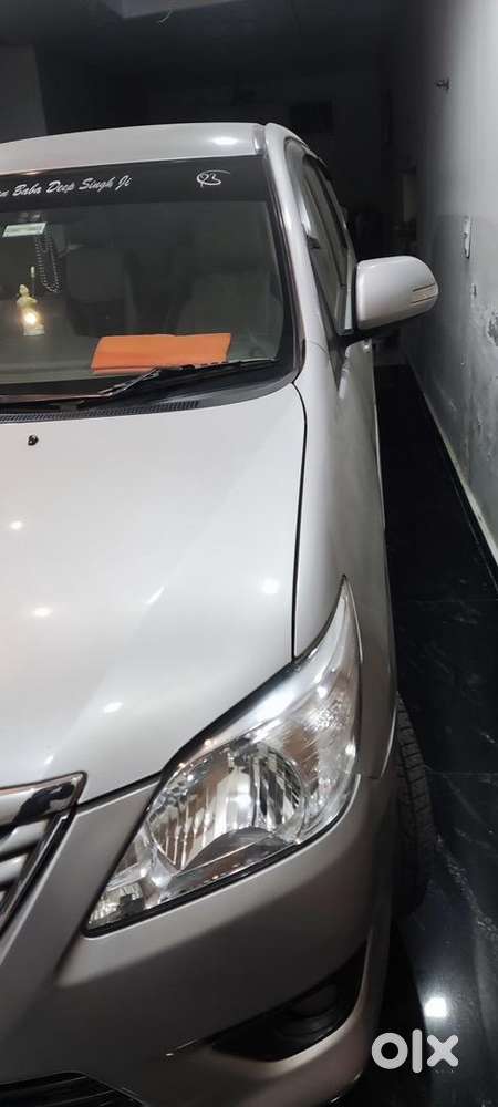 Toyota Innova 2013 Diesel 67000 Km Driven