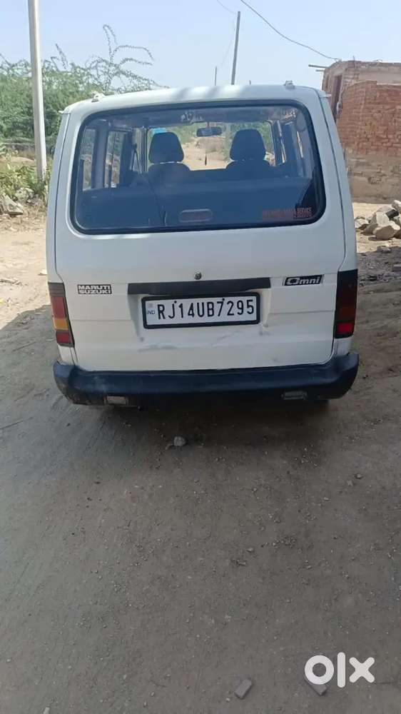 Maruti Suzuki Omni 8 Seater 2011