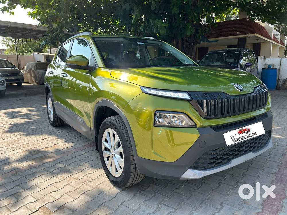 Skoda Kylaq Signature Plus, 2025, Petrol