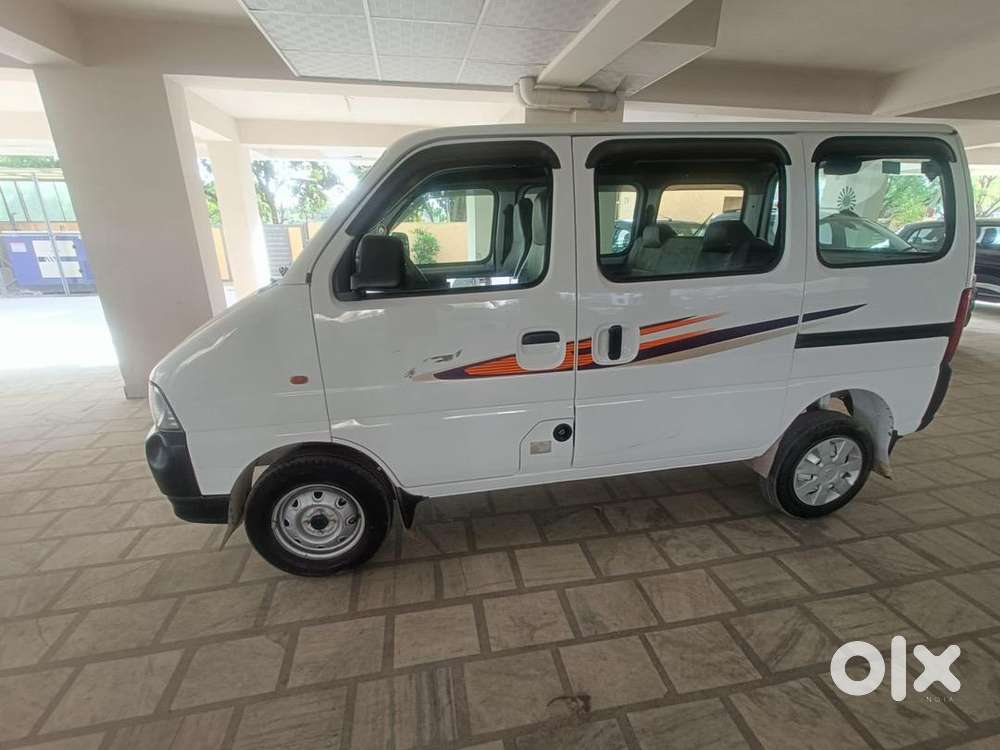 Maruti Suzuki Eeco 2022 Cng & Hybrids 37000 Km Driven