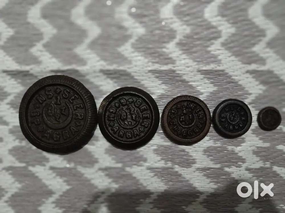 Old antique weight baat