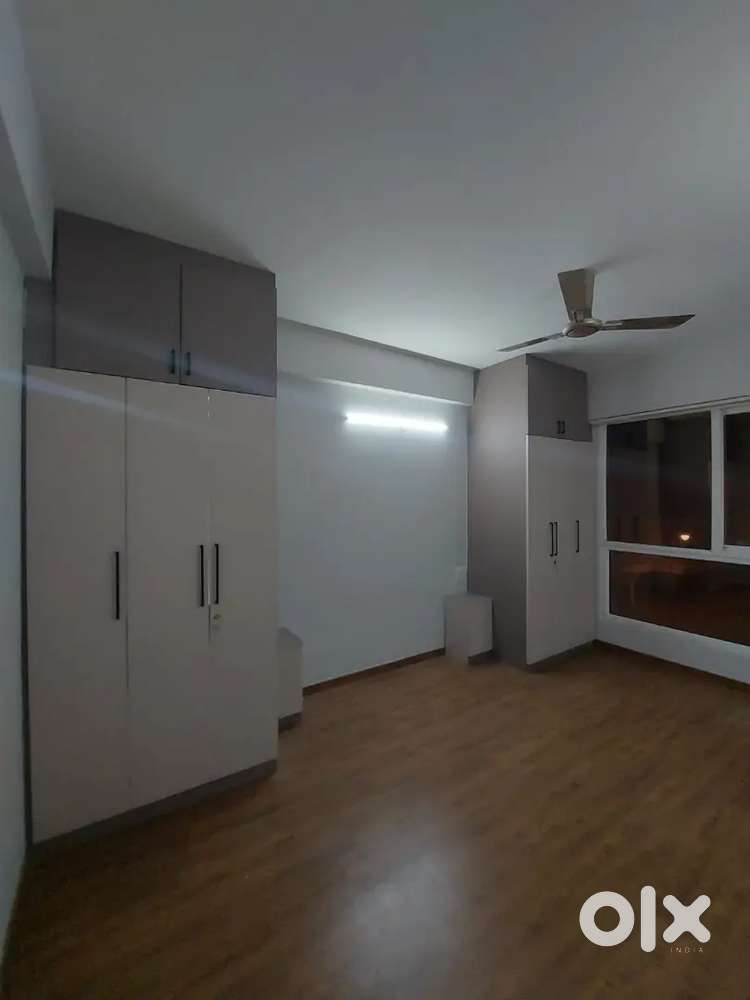 3bhk semi furnished builder floor apartment